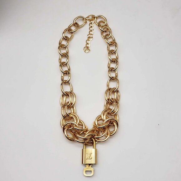 Authentic Louis Vuitton Lock & Key with Unbranded Gold Plated Chain Necklace - Picture 5 of 10